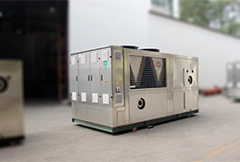 恒星再放猛料！±0.5℃冷水機組恒溫出水