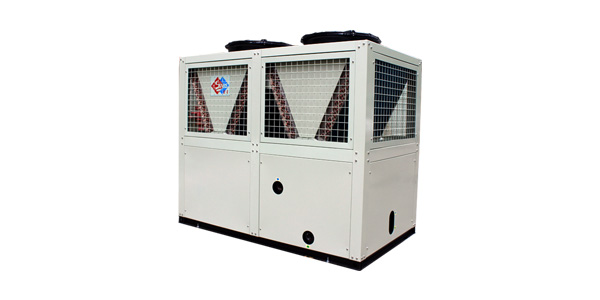 低溫風(fēng)冷渦旋熱泵機(jī)組智能化控制，用戶可隨時(shí)了解機(jī)組情況